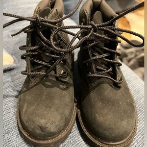 Kids Timberland Black Boots l 7
